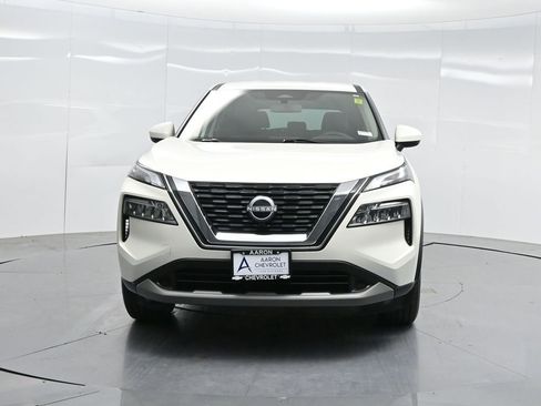 Used 2023 Nissan Rogue SV image 38