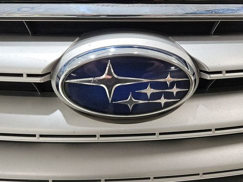 Used 2015 Subaru Legacy 2.5i Limited image 13