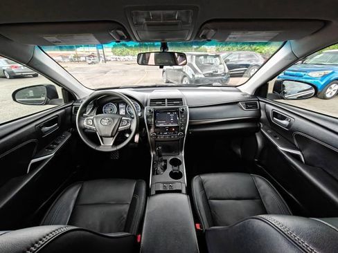 Used 2017 Toyota Camry XLE FWD image 27