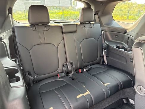 Used 2026 Honda Pilot TrailSport image 13