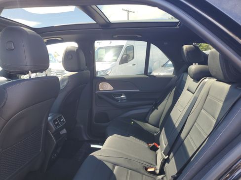 Certified 2025 Mercedes-Benz GLE 580 4MATIC image 12