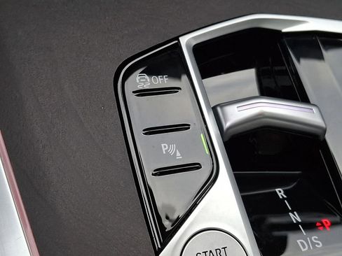 Certified 2024 BMW X7 xDrive40i w/ Premium Package image 20