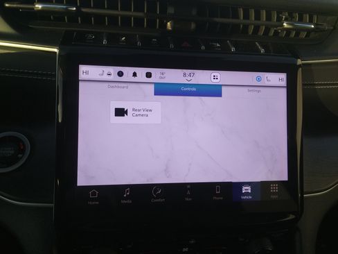 Used 2024 Jeep Grand Cherokee Limited image 32