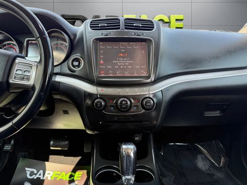 Used 2018 Dodge Journey Crossroad AWD/4WD image 24