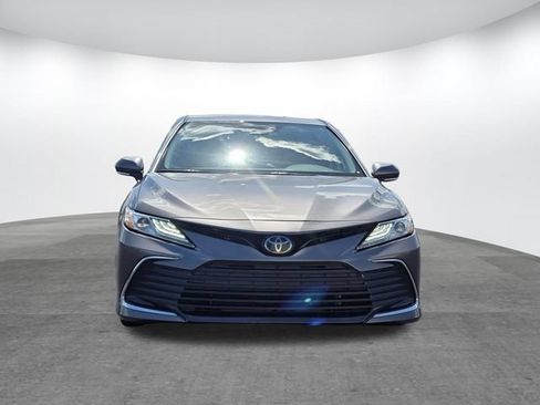 Used 2024 Toyota Camry XLE FWD image 2