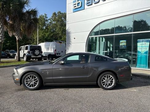 Used 2013 Ford Mustang Premium RWD image 2