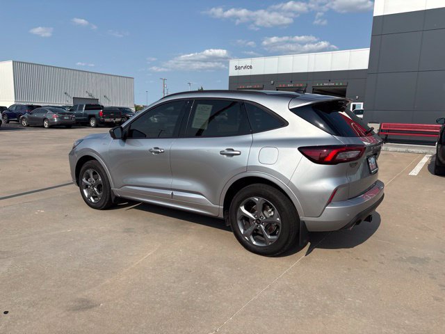 Used 2024 Ford Escape ST-Line w/ Tech Pack #1 AWD/4WD image 4