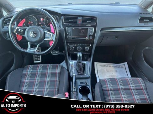 Used 2017 Volkswagen GTI Sport image 18