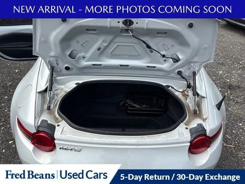 Used 2019 MAZDA MX-5 Miata RF Grand Touring RWD image 8