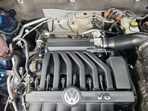 Certified 2023 Volkswagen Atlas Cross Sport SE AWD/4WD image 15