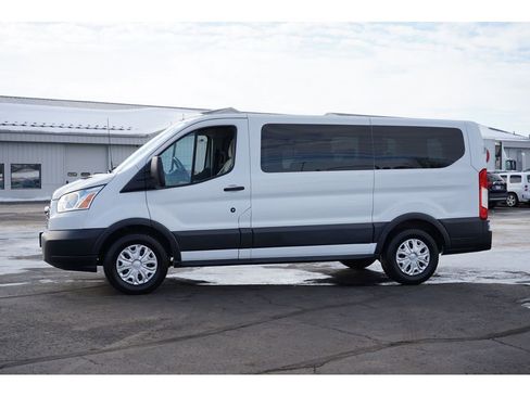 Used 2015 Ford Transit 150 XLT image 6