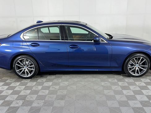 Used 2022 BMW 330i xDrive Sedan w/ Premium Package 2 AWD/4WD image 3