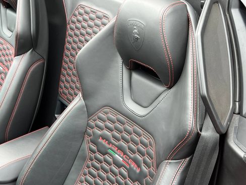 Used 2017 Lamborghini Huracan LP 580-2 RWD image 31