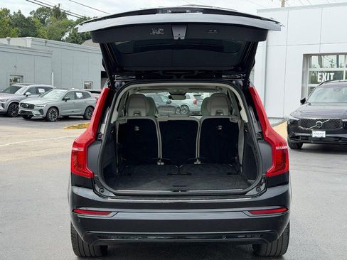Used 2023 Volvo XC90 T8 Ultimate w/ Lounge Package AWD/4WD image 5