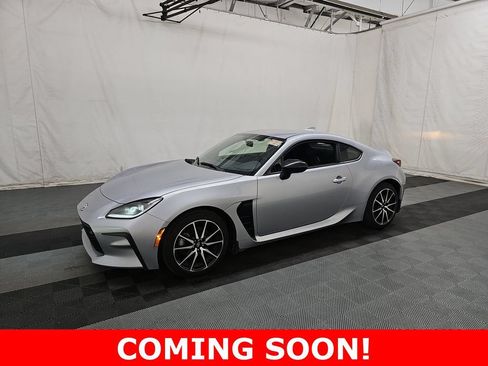 Used 2025 Toyota GR86 RWD image 1