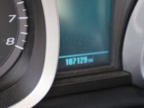 Used 2014 Chevrolet Equinox LT w/ Driver Convenience Package image 24