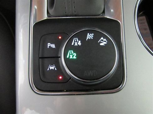 Used 2024 Chevrolet Blazer LT image 67