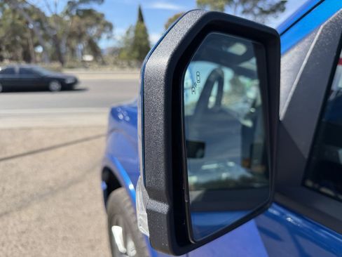 Used 2017 Ford F150 Lariat w/ Equipment Group 502A Luxury image 15