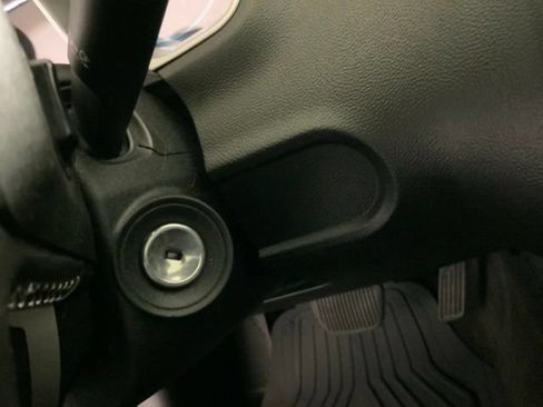 Used 2010 Chevrolet Camaro SS RWD image 26