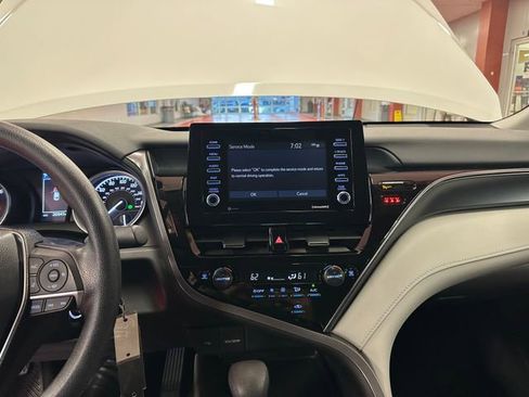 Used 2023 Toyota Camry LE image 23