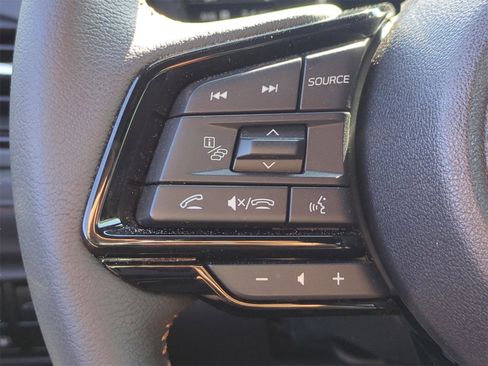 Used 2025 Subaru Forester Touring image 33