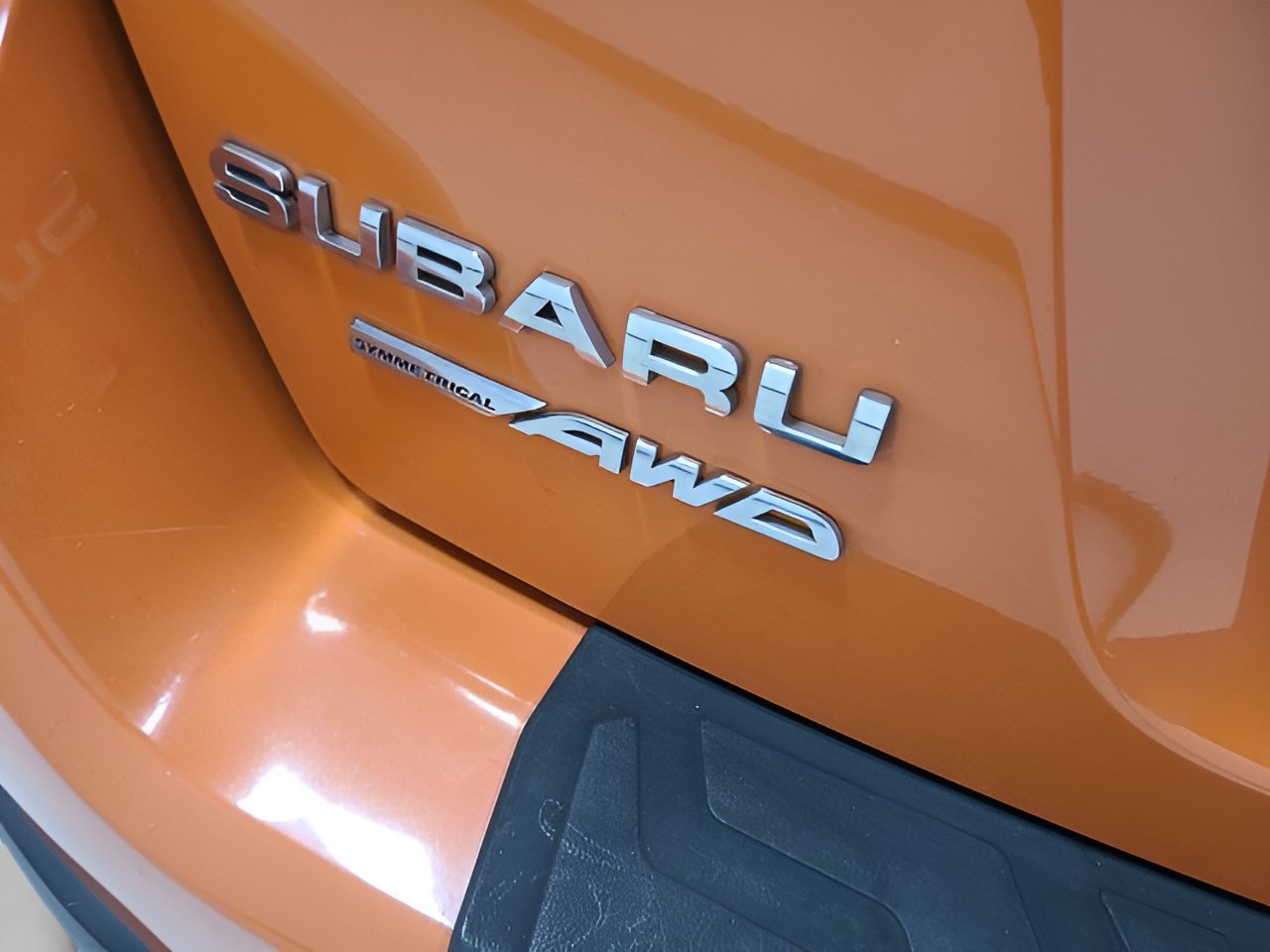 Used 2015 Subaru Crosstrek 2.0i Premium w/ Moonroof Package AWD/4WD image 8