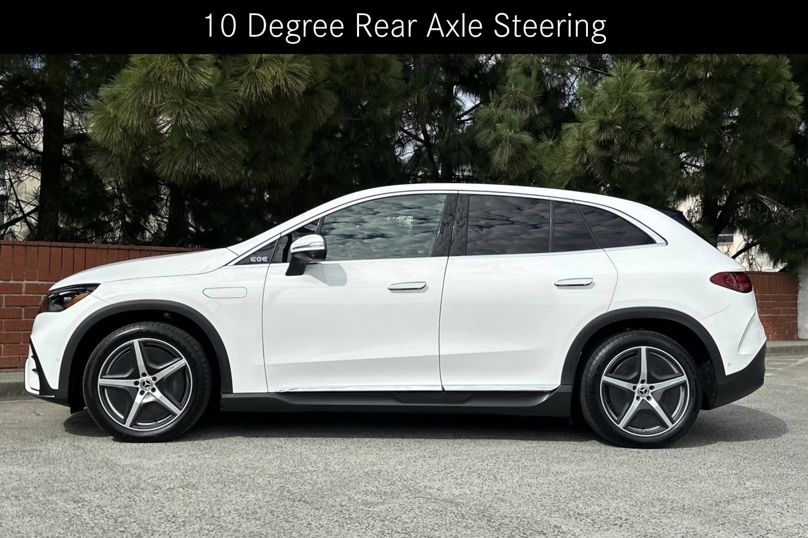 Certified 2023 Mercedes-Benz EQE 350+ 4MATIC SUV image 11