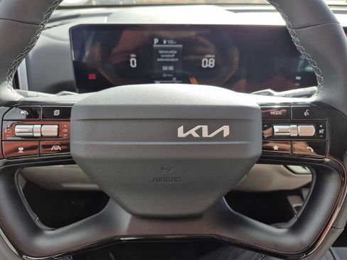 New 2026 Kia Sorento S image 18