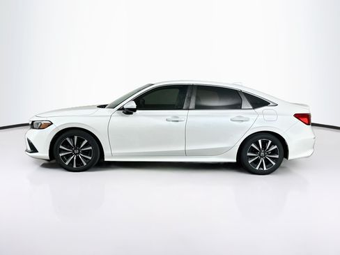 Used 2022 Honda Civic EX image 4