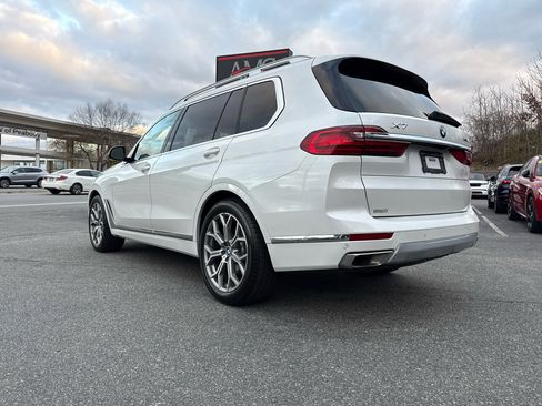Used 2020 BMW X7 xDrive40i w/ Premium Package image 9