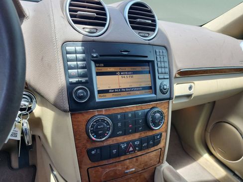 Used 2009 Mercedes-Benz GL 450 4MATIC image 10