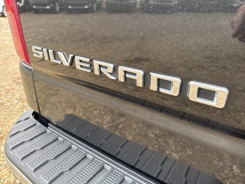 Used 2020 Chevrolet Silverado 1500 LTZ w/ LTZ Premium Package image 40