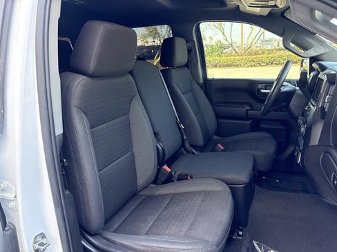 Used 2022 Chevrolet Silverado 1500 Custom RWD image 16