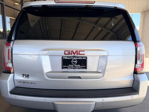 Used 2018 GMC Yukon SLE w/ HD Trailering Package image 34