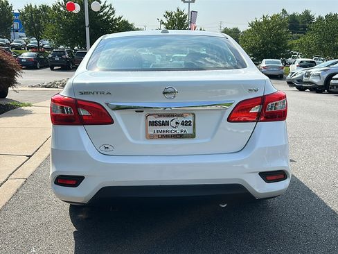 Used 2019 Nissan Sentra SV FWD image 5