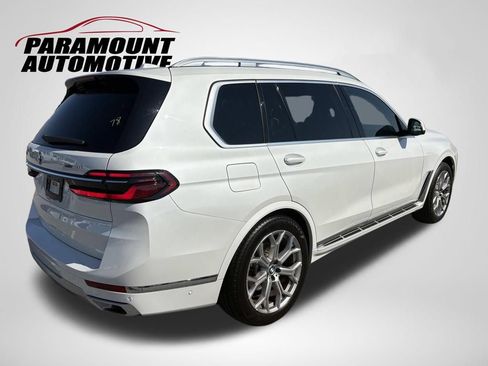 Used 2023 BMW X7 xDrive40i AWD/4WD image 3