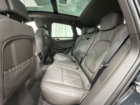 New 2026 Porsche Macan image 20