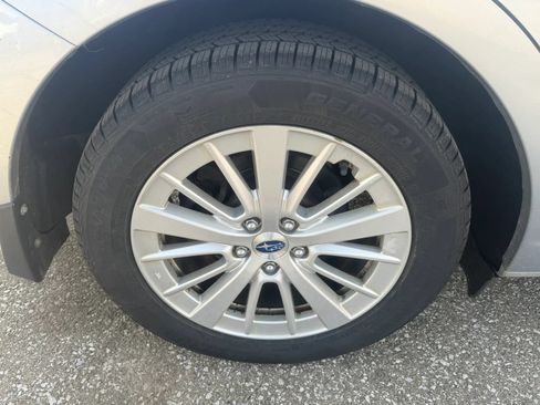 Used 2017 Subaru Impreza 2.0i Premium AWD/4WD image 36