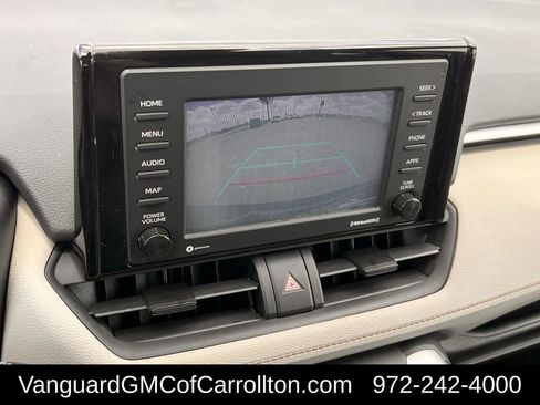 Used 2020 Toyota RAV4 XLE FWD image 18