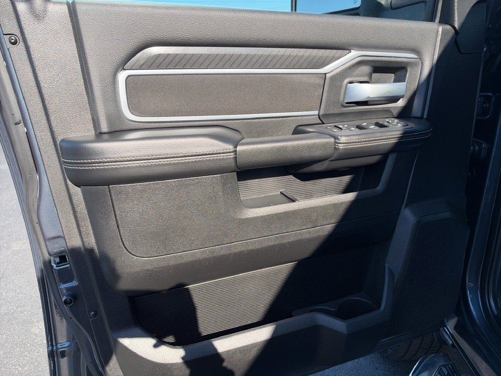 Used 2026 RAM 2500 Big Horn AWD/4WD image 13