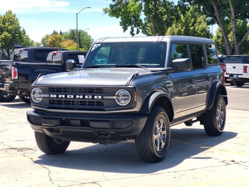 Used 2025 Ford Bronco Big Bend AWD/4WD image 4