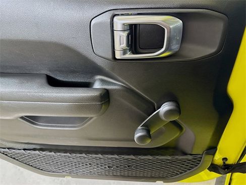 Used 2023 Jeep Wrangler Sport image 16