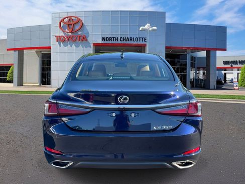 Used 2025 Lexus ES 350 w/ Premium Package FWD image 5