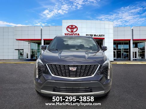 Used 2023 Cadillac XT4 Premium Luxury w/ Cold Weather Package AWD/4WD image 8