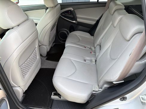 Used 2008 Toyota RAV4 Limited AWD/4WD image 10