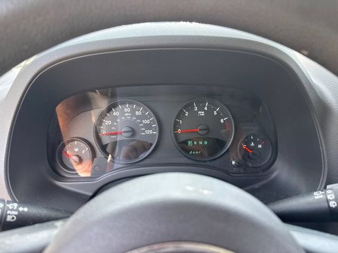 Used 2013 Jeep Patriot Sport w/ PWR Value Group FWD image 24