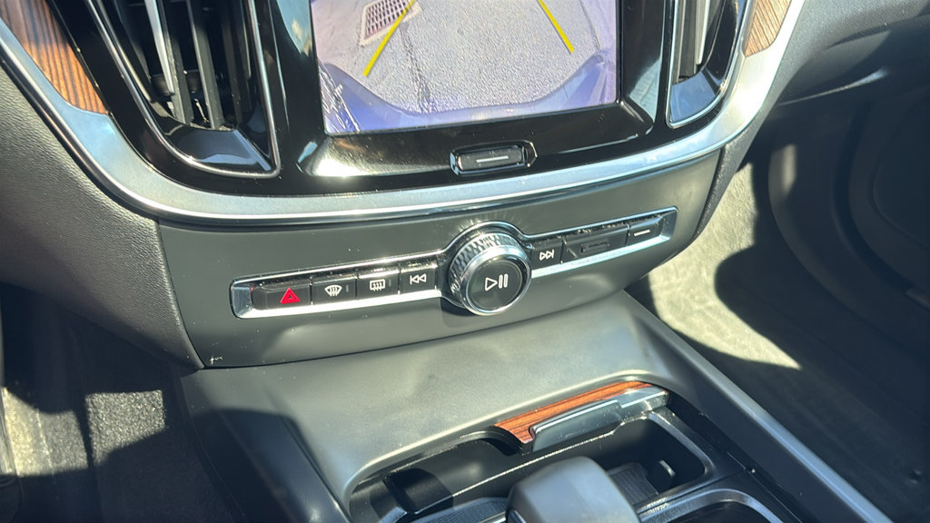 Certified 2024 Volvo S60 B5 Plus AWD/4WD image 21
