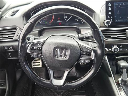 Used 2018 Honda Accord Sport image 14