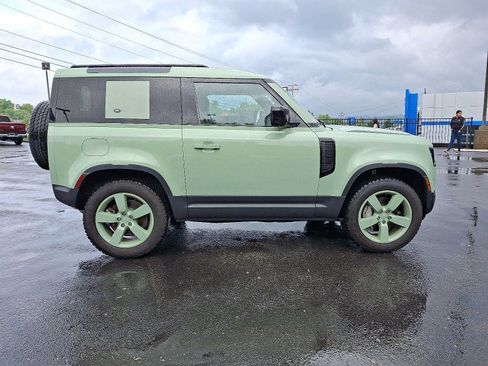 Used 2023 Land Rover Defender 110 75th Limited Edition AWD/4WD image 7
