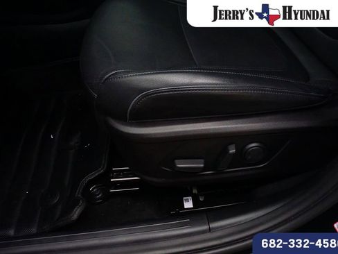 Certified 2022 Hyundai Santa Cruz Limited w/ Cargo Package image 17